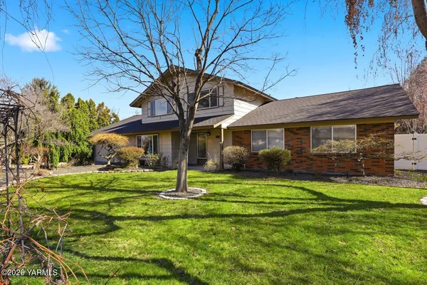 $625,000 | 1107 South 46th Avenue, Yakima, WA 98908