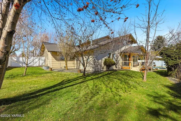 $625,000 | 1107 South 46th Avenue, Yakima, WA 98908