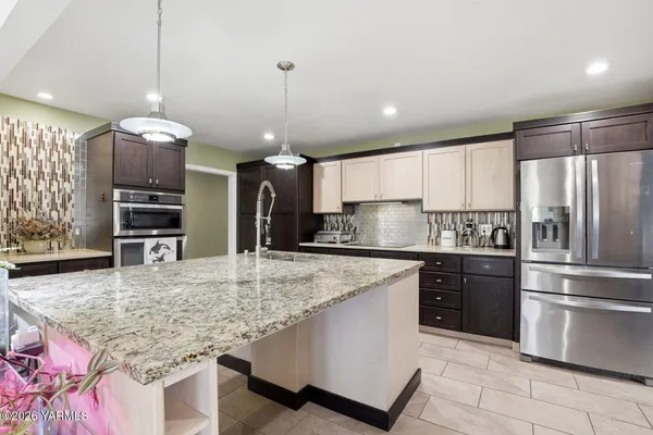 $625,000 | 1107 South 46th Avenue, Yakima, WA 98908