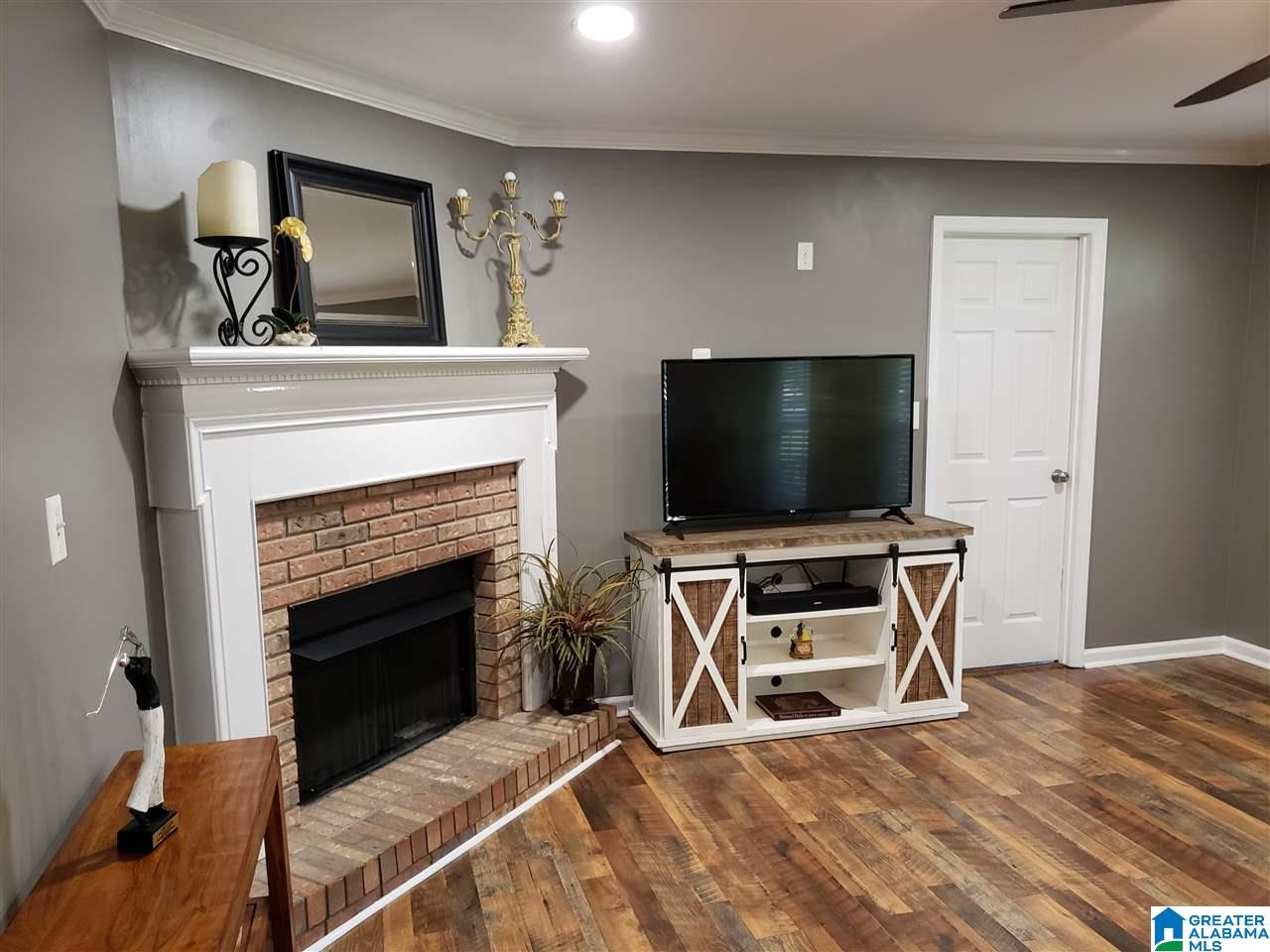 1318 Ashville Road Leeds, AL 35094 - Photo 4 of 24