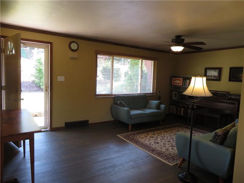 1074 Brinton Road Pittsburgh, PA 15221 - Photo 3 of 18 Gallery Image 3