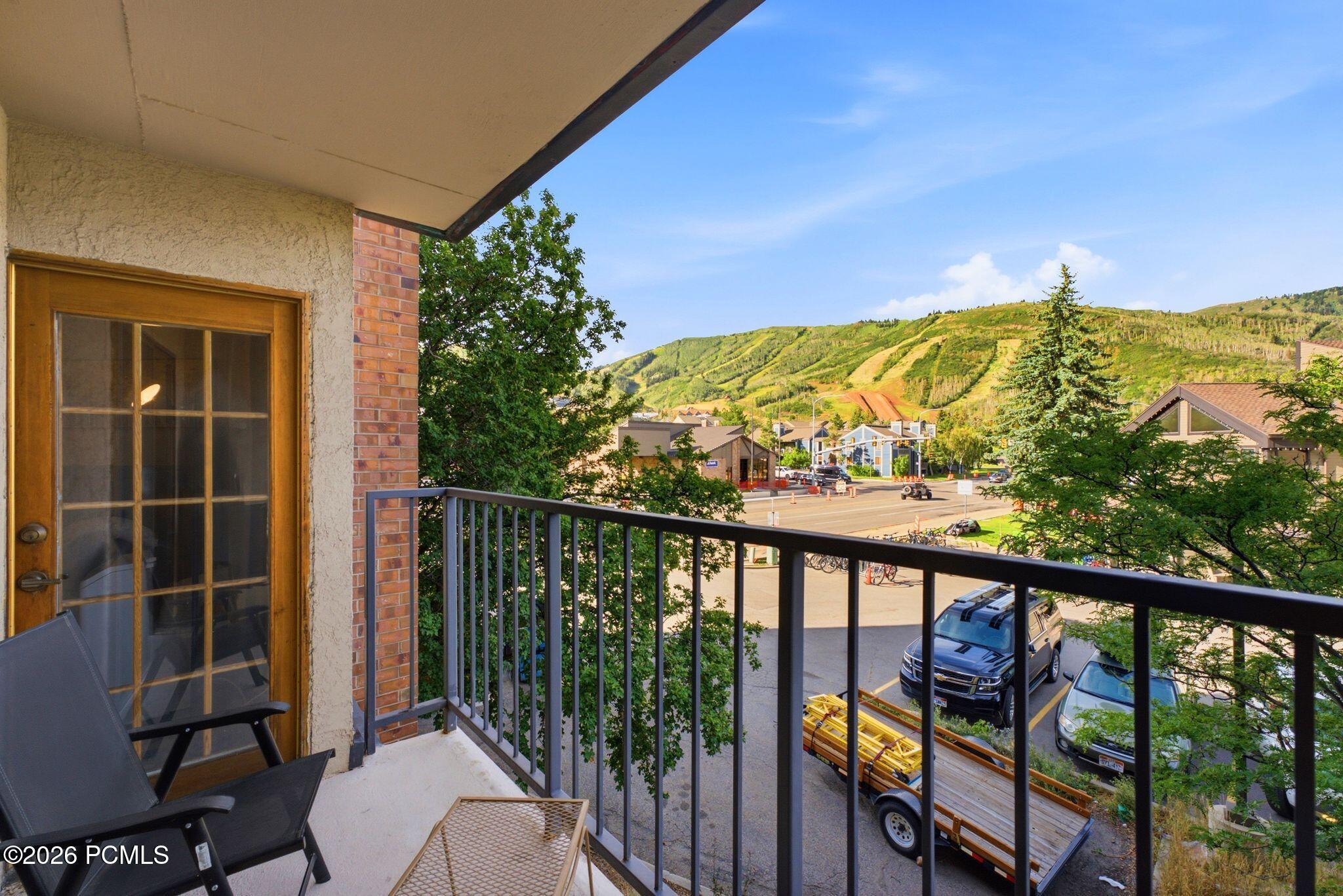 1637 Shortline Road, Unit 204 Park City, UT 84060 - Photo 17 of 21 Gallery Image 17