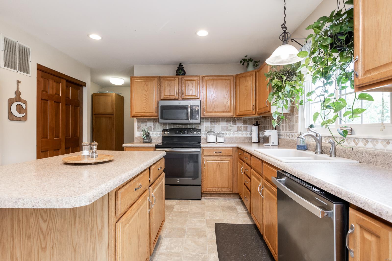 1224 Ruppel Lane O'Fallon, IL 62269 - Photo 17 of 52 Gallery Image 17