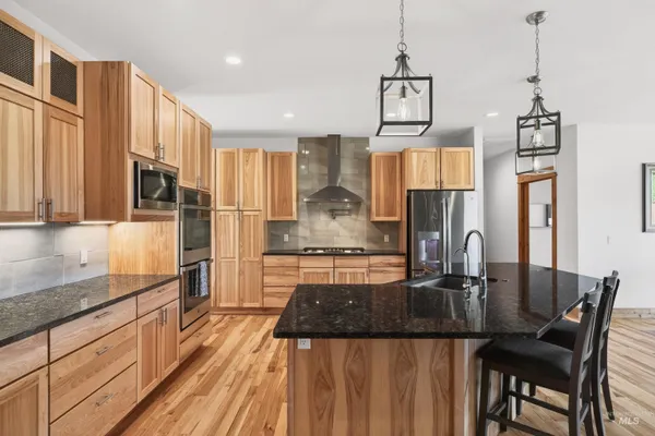 $755,000 | 1321 Lande Lane, Moscow, ID 83843
