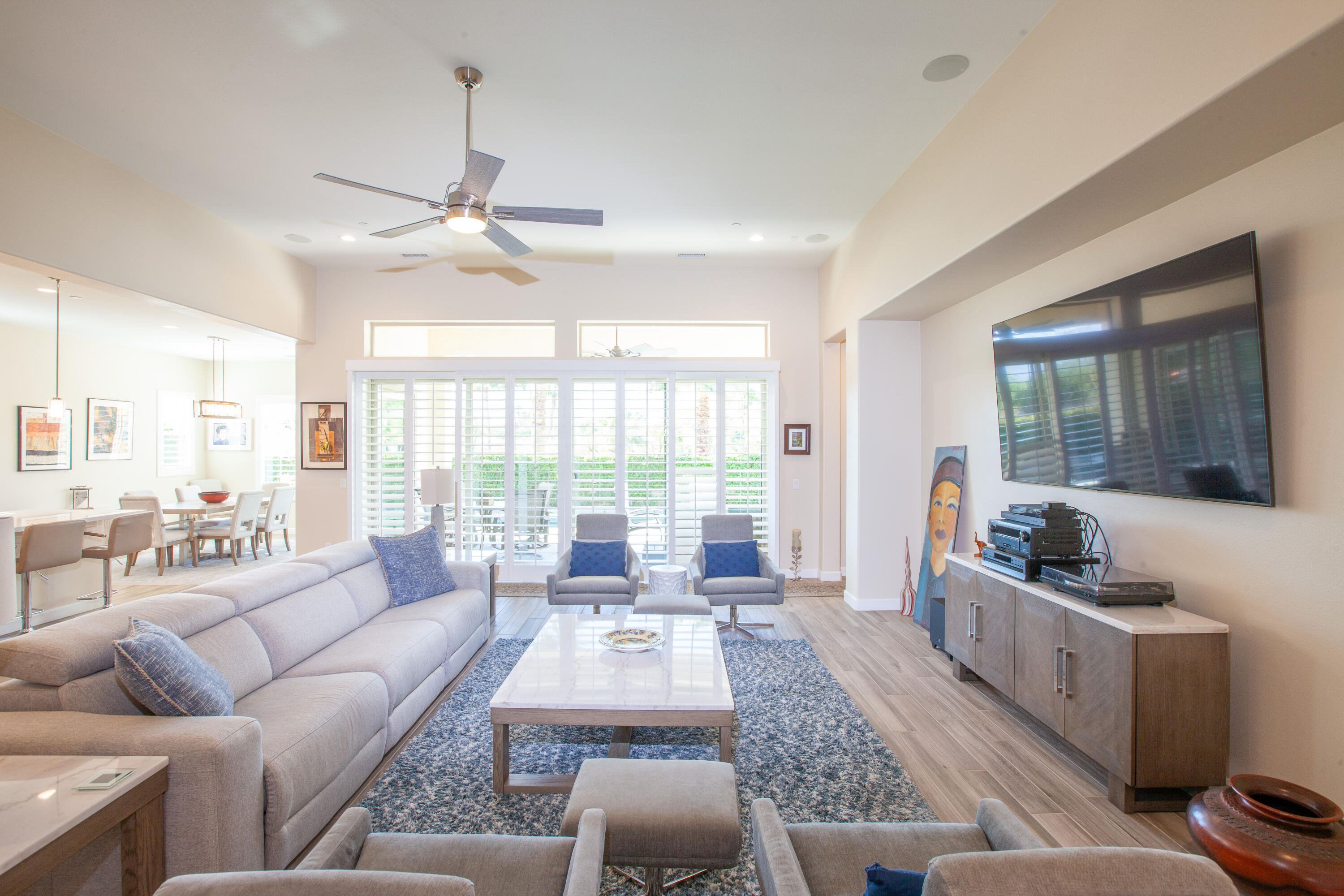 38 Burgundy Rancho Mirage, CA 92270 - Photo 5 of 20 a living room with furniture and a large window