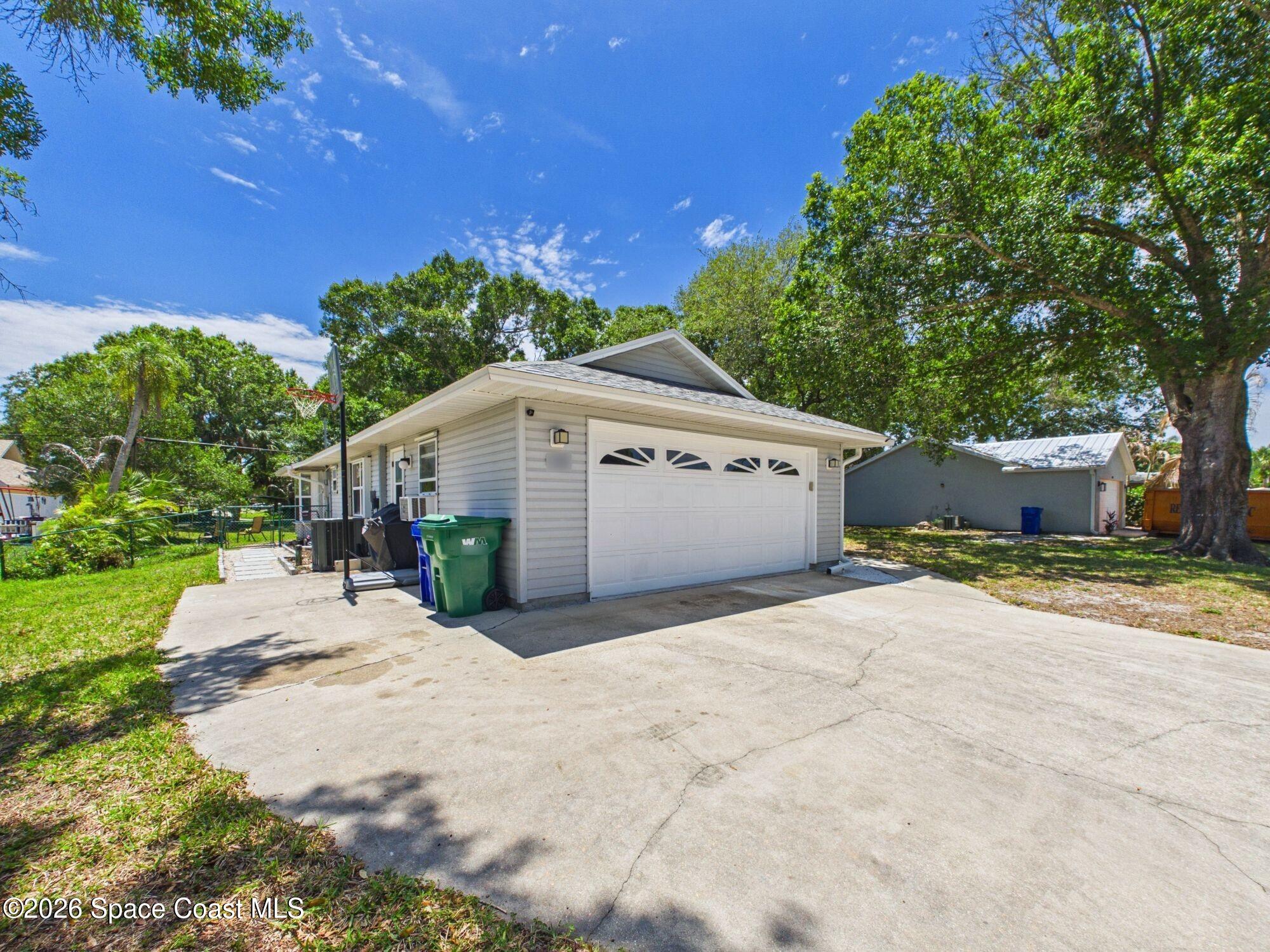 638 Carnival Terrace Sebastian, FL 32958 - Photo 2 of 36 638-carnival-ter-sebastian-02