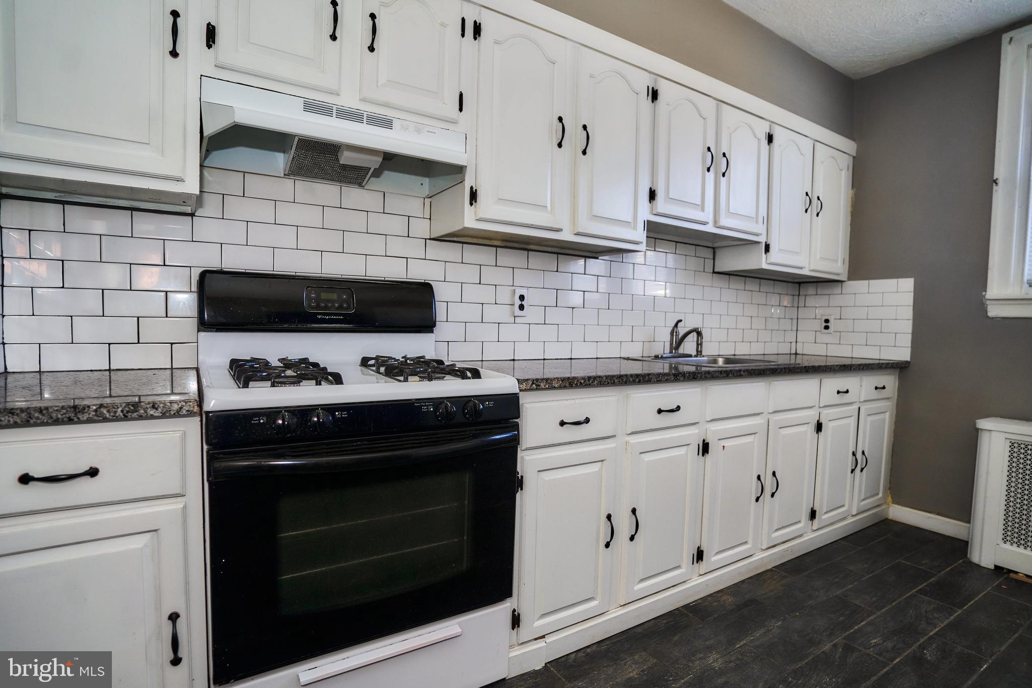 3105 Fanshawe Street Philadelphia, PA 19149 - Photo 10 of 24