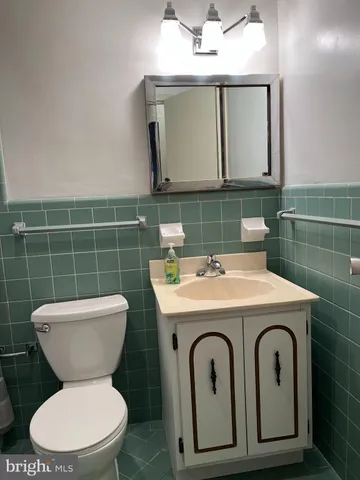 $169,900 | 7900 Old York Road, Unit 404A, Elkins Park, PA 19027