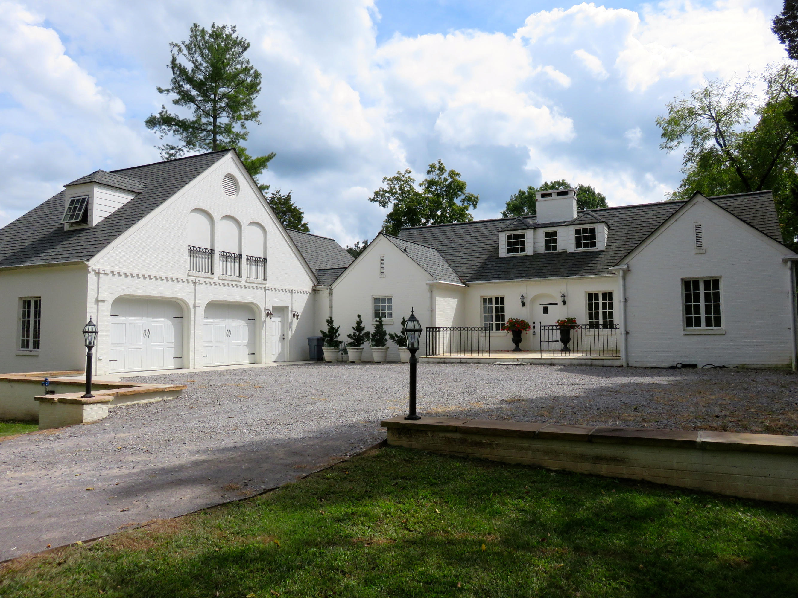 707 Eagle Bend Road Clinton, TN 37716 - Photo 1 of 40 707 Eagle Bend Rd. Clinton, TN