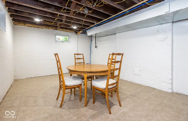 $2,500 | 3605 Hemlock Avenue, Indianapolis, IN 46205