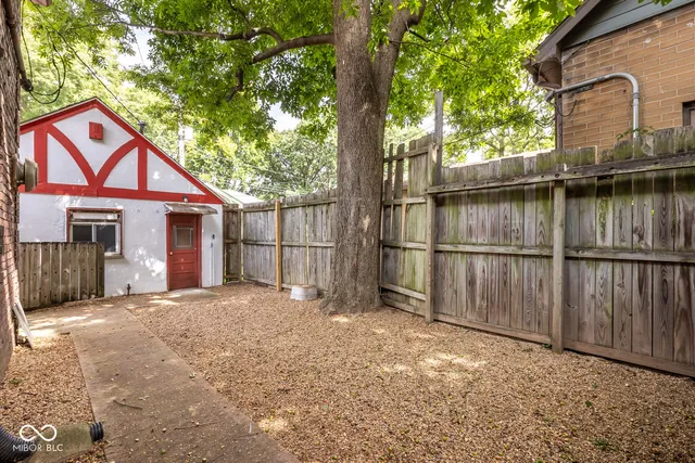 $2,500 | 3605 Hemlock Avenue, Indianapolis, IN 46205