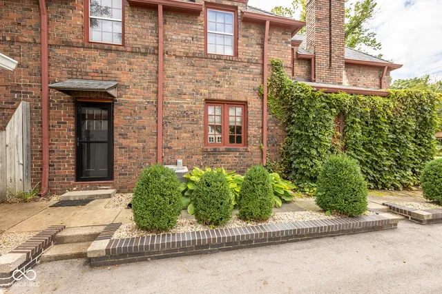 $2,500 | 3605 Hemlock Avenue, Indianapolis, IN 46205