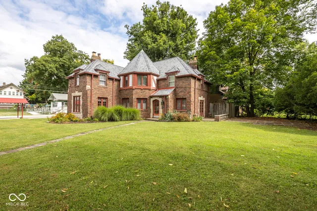 $2,500 | 3605 Hemlock Avenue, Indianapolis, IN 46205