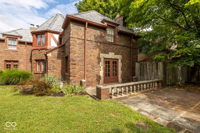 $2,500 | 3605 Hemlock Avenue, Indianapolis, IN 46205