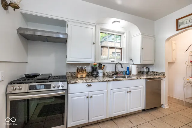 $2,500 | 3605 Hemlock Avenue, Indianapolis, IN 46205