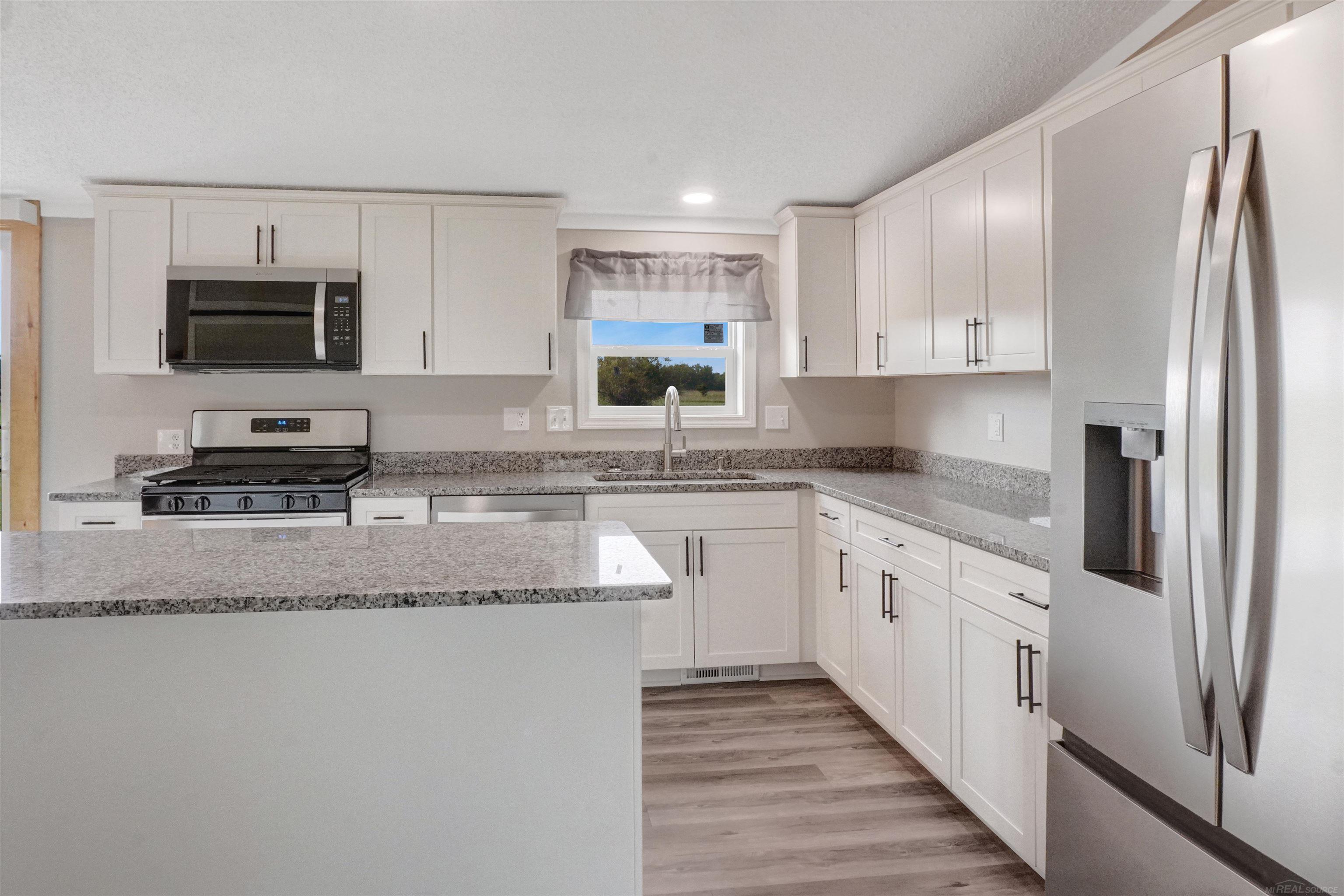 13352 Norman Road Yale, MI 48097 - Photo 10 of 50