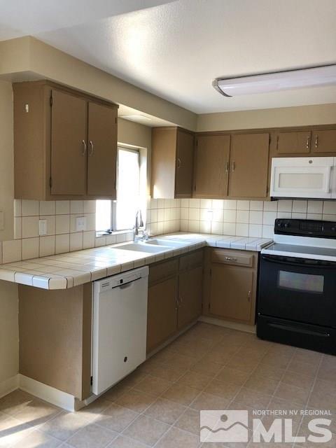 4725 Spring Drive Reno, NV 89502 - Photo 5 of 15 Photo 5