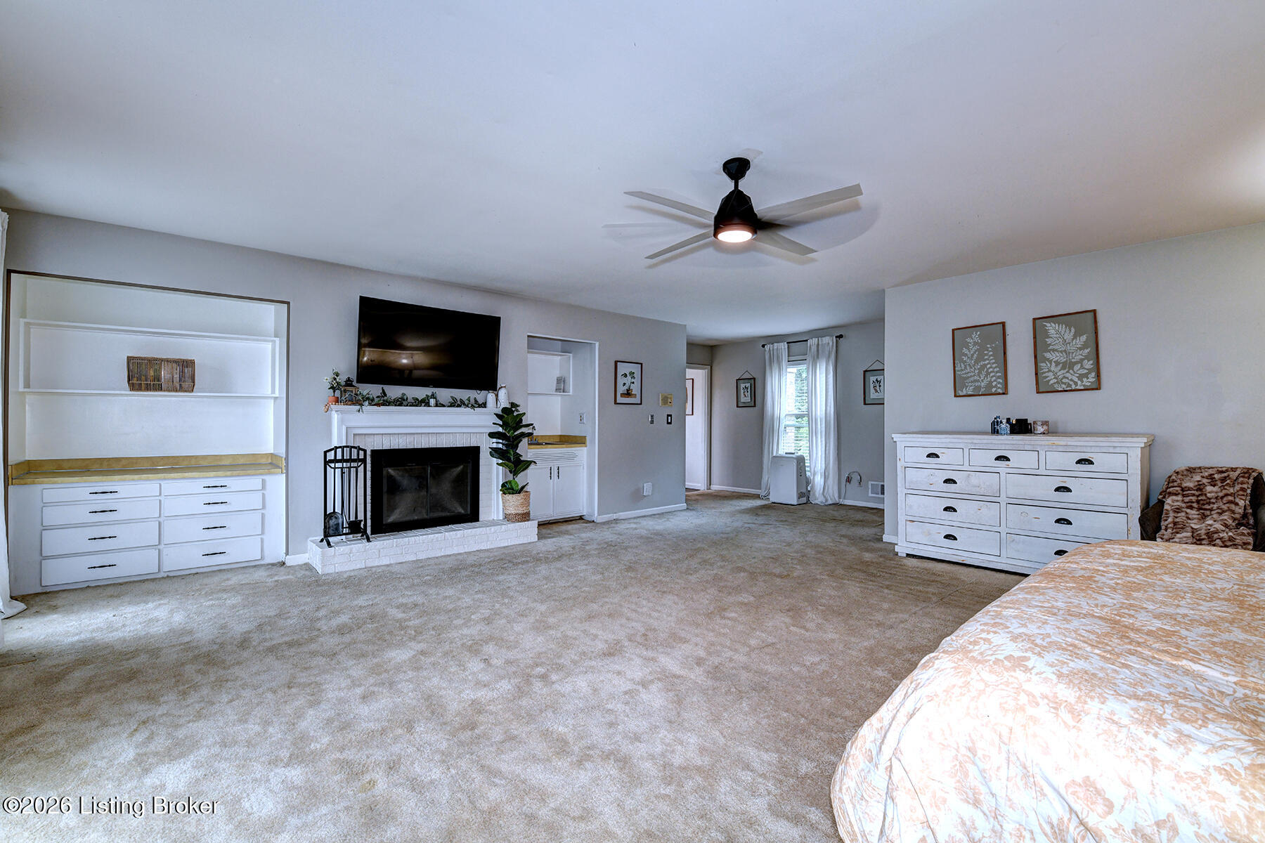 6712 Foxcroft Road Prospect, KY 40059 - Photo 33 of 72 Fireplace and double walk-in closets