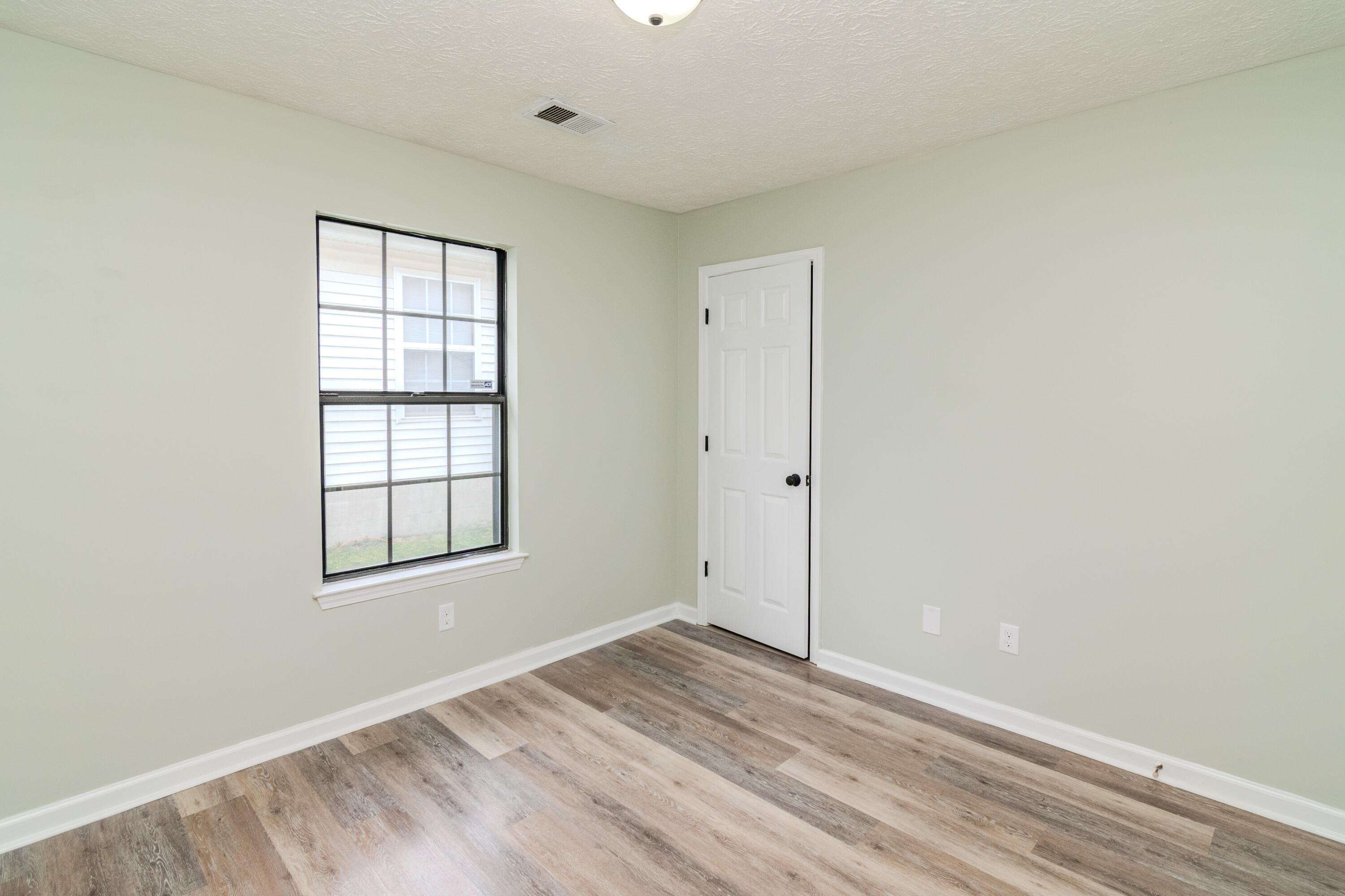 668 Kingsbury Road Lexington, KY 40509 - Photo 25 of 40 668Kingsbury-0045