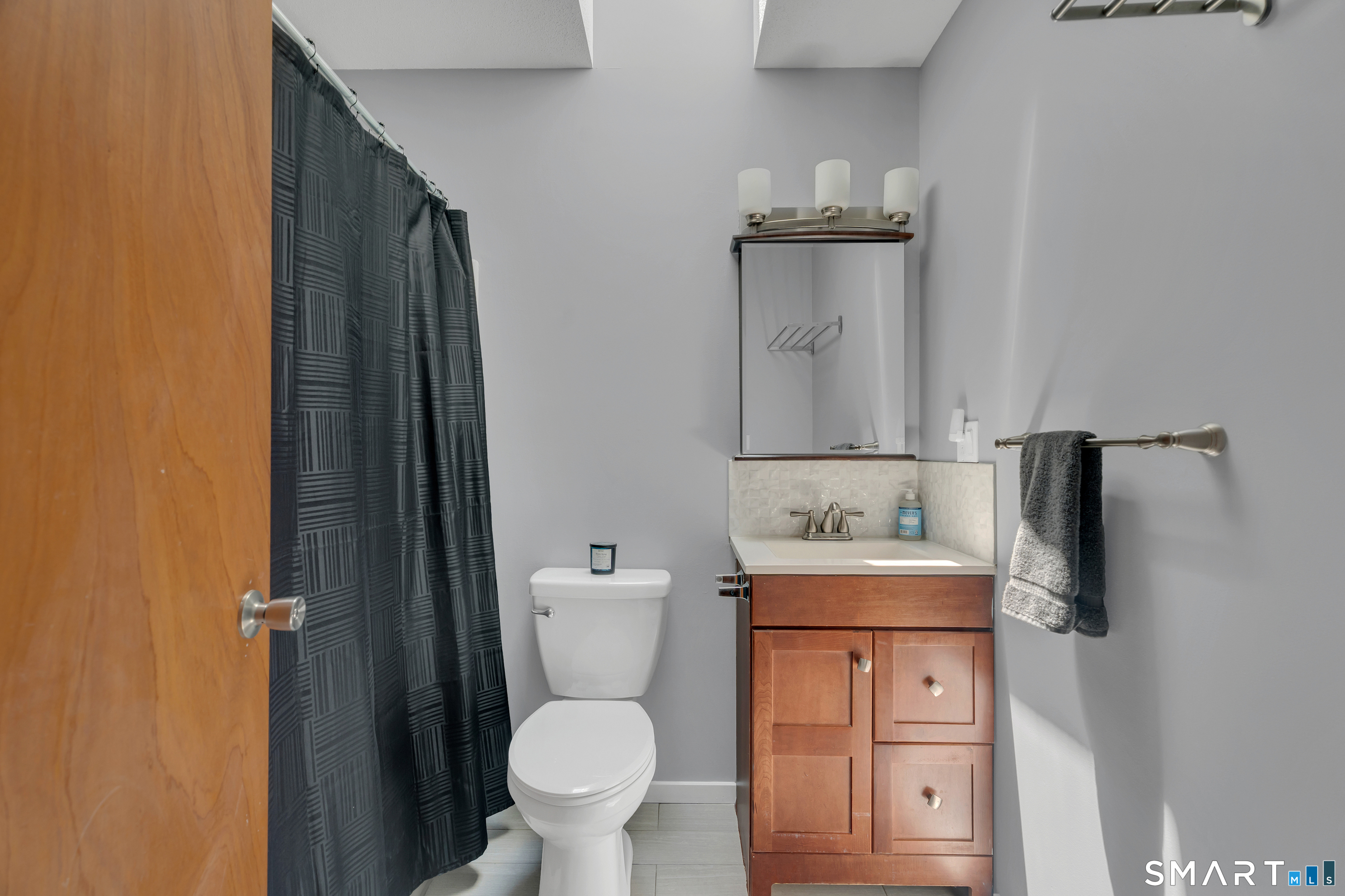 12 Roses Farm Road East Haven, CT 06512 - Photo 15 of 39