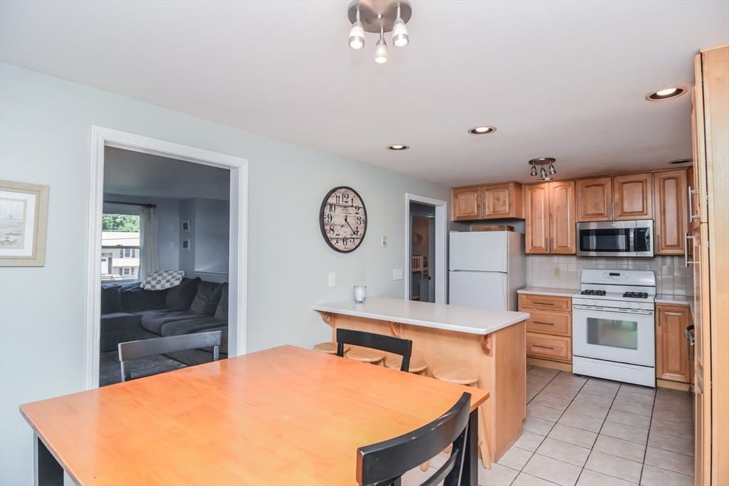 5 Kensington Road Norton, MA 02766 - Photo 13 of 36