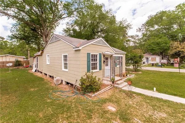 $1,100 | 202 West Clark Street, Hammond, LA 70401
