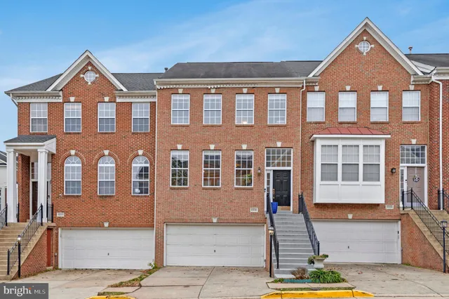 $689,999 | 43035 Rundle Terrace, Leesburg, VA 20176