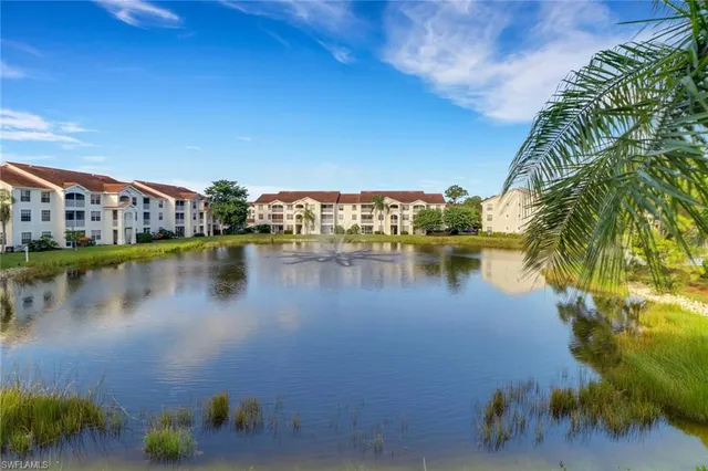 $350,000 | 4680 St Croix Lane, Unit 537, Naples, FL 34109