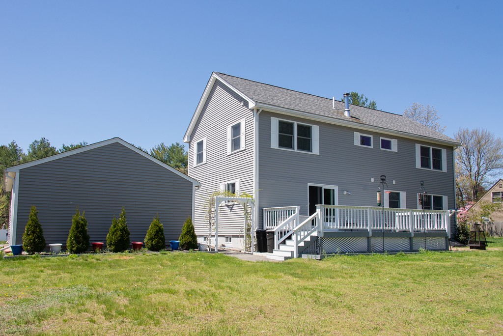 17 Brooks Road Salisbury, MA 01952 - Photo 25 of 26 Gallery Image 25