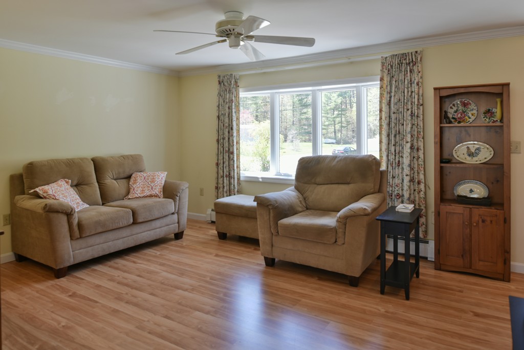 17 Brooks Road Salisbury, MA 01952 - Photo 3 of 26 Gallery Image 3