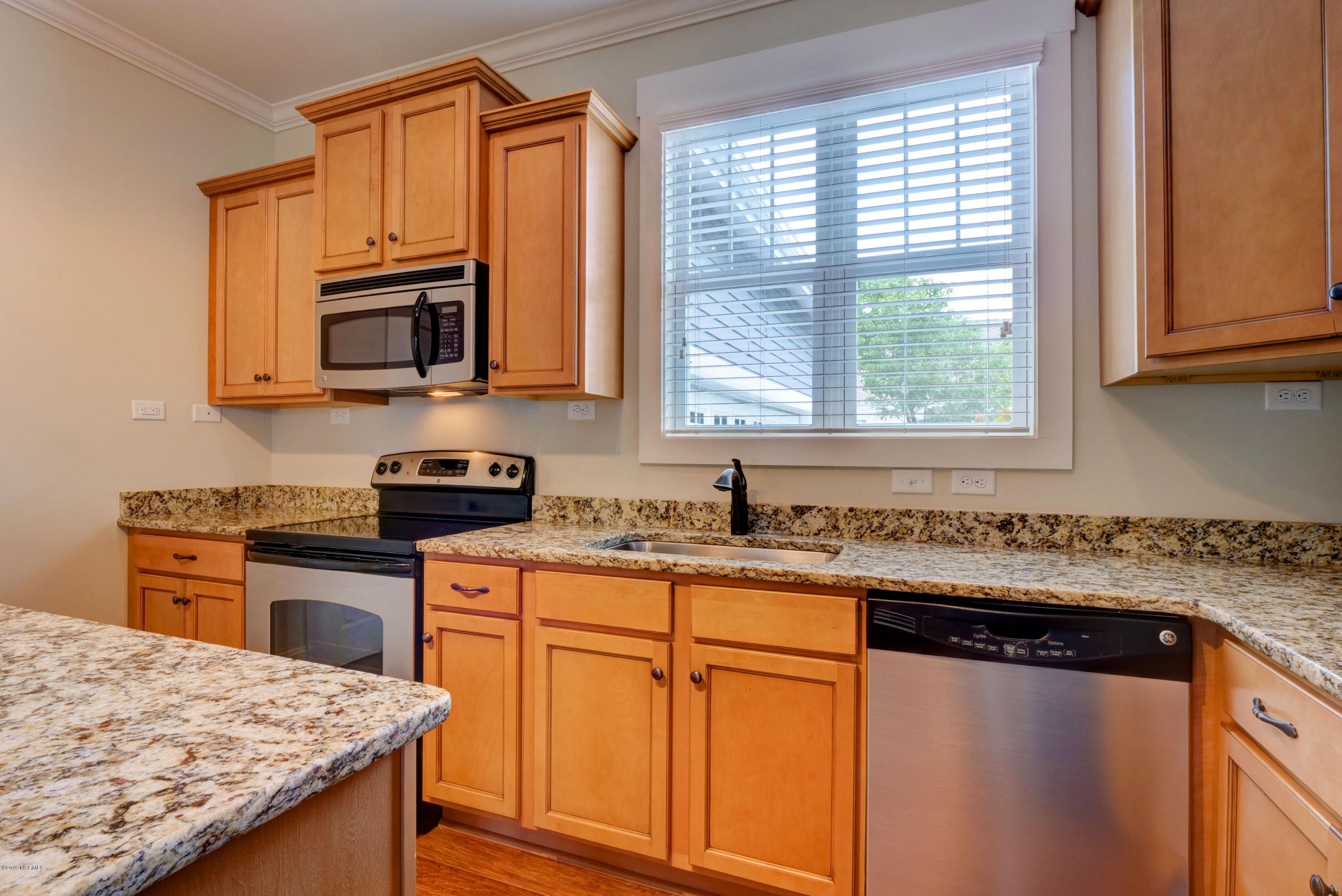 1203 Daisy Court Holly Ridge, NC 28445 - Photo 12 of 35 Kitchen