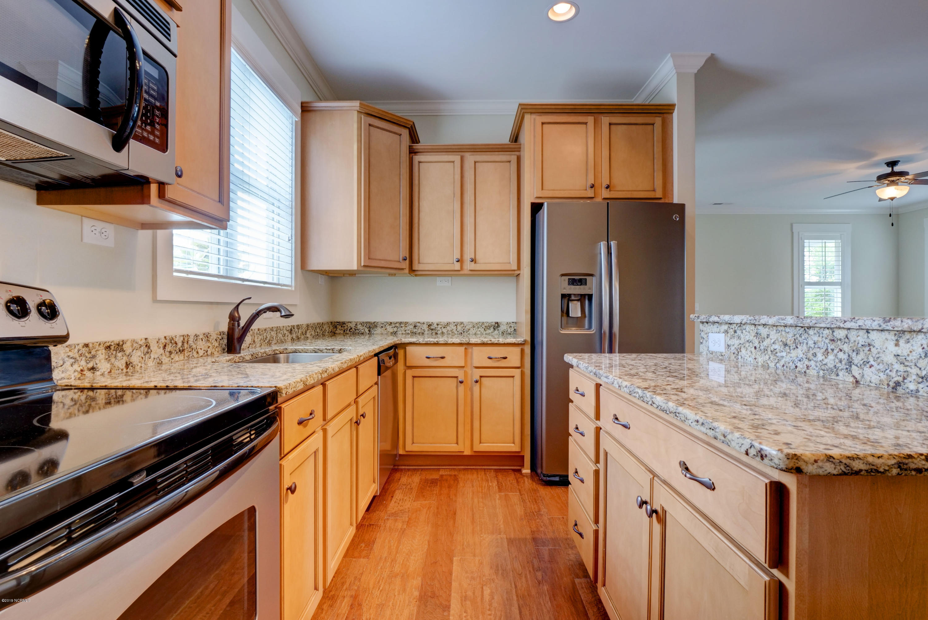 1203 Daisy Court Holly Ridge, NC 28445 - Photo 10 of 35 Kitchen