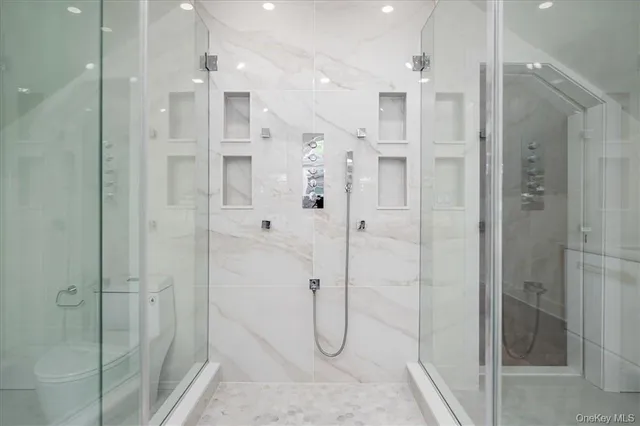 $1,400,000 | 4 Woodland Place, White Plains, NY 10606