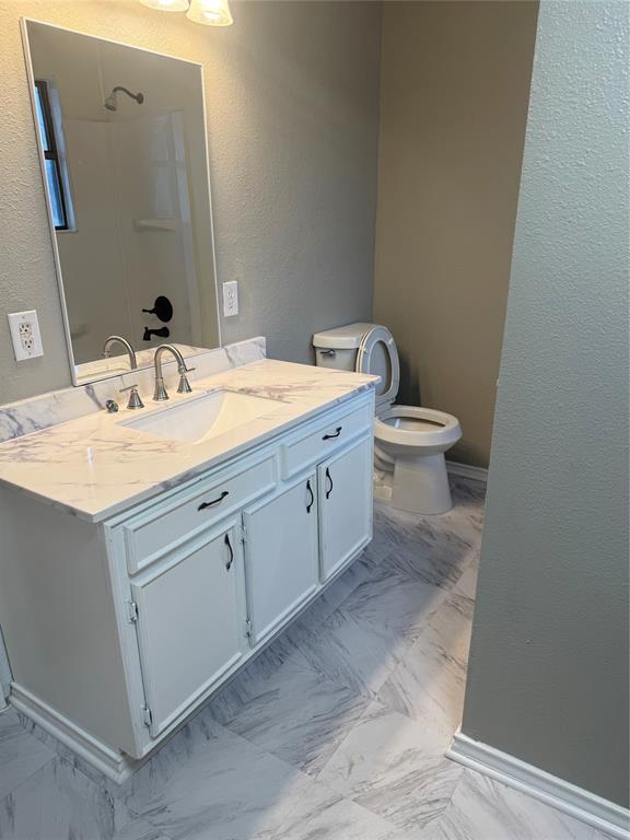 324 West Young Street Howe, TX 75459 - Photo 8 of 25
