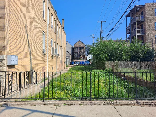 $184,000 | 1012 West 32nd Place, Chicago, IL 60608