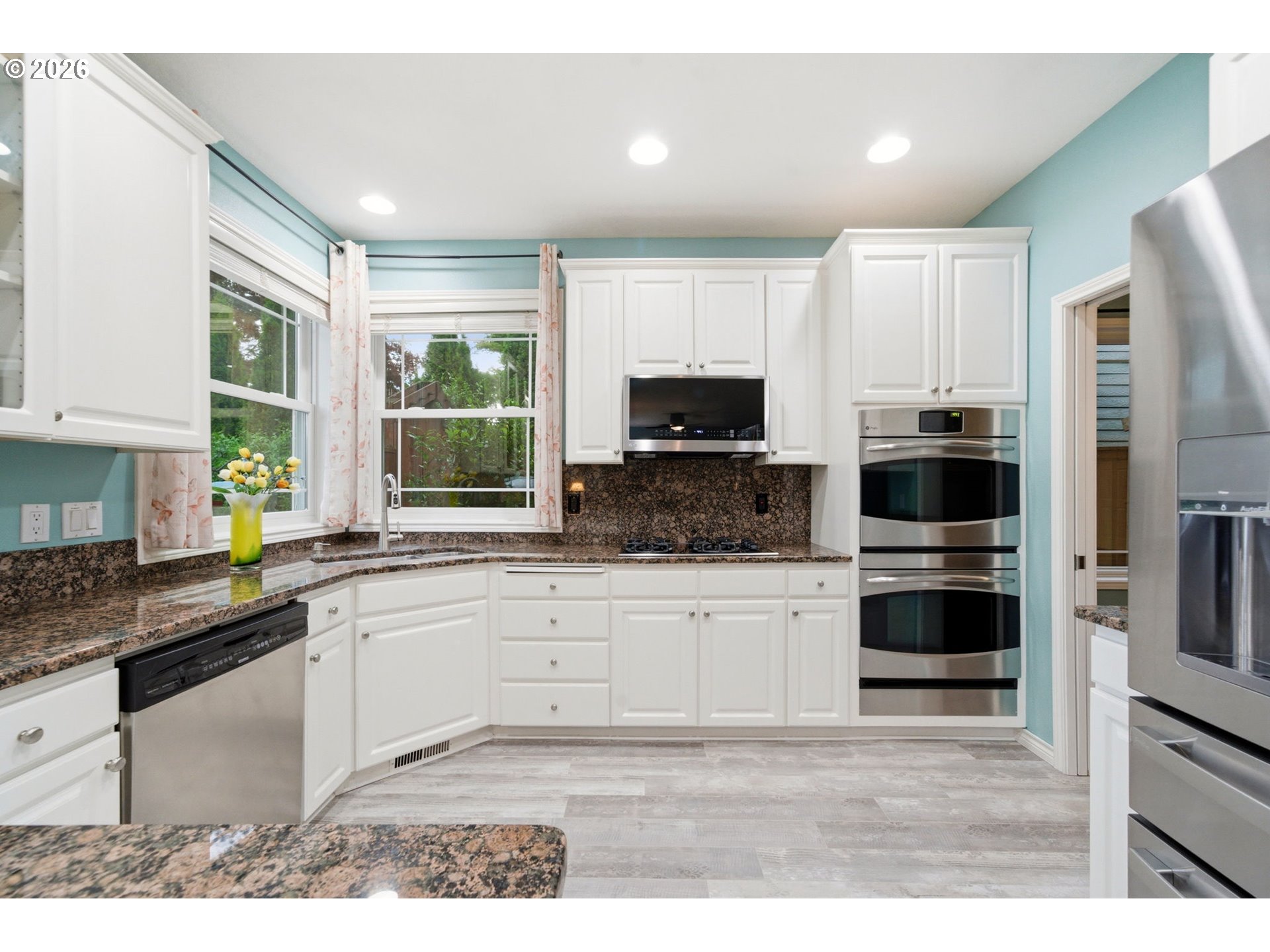2407 Northwest 45th Avenue Camas, WA 98607 - Photo 19 of 48 Kitchen