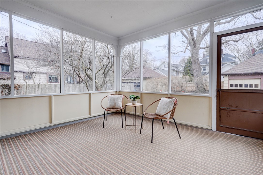 370 Barrington Street Rochester, NY 14607 - Photo 15 of 46