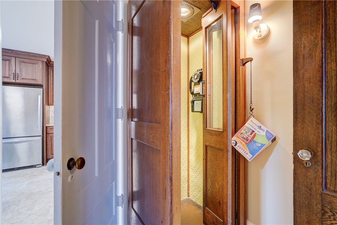 370 Barrington Street Rochester, NY 14607 - Photo 21 of 46