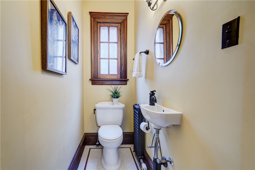 370 Barrington Street Rochester, NY 14607 - Photo 22 of 46