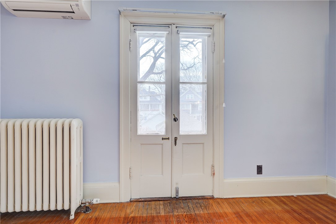 370 Barrington Street Rochester, NY 14607 - Photo 27 of 46