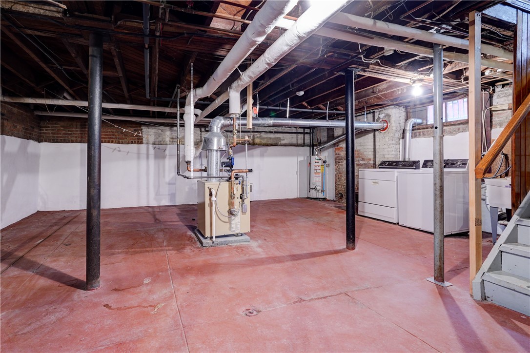 370 Barrington Street Rochester, NY 14607 - Photo 43 of 46