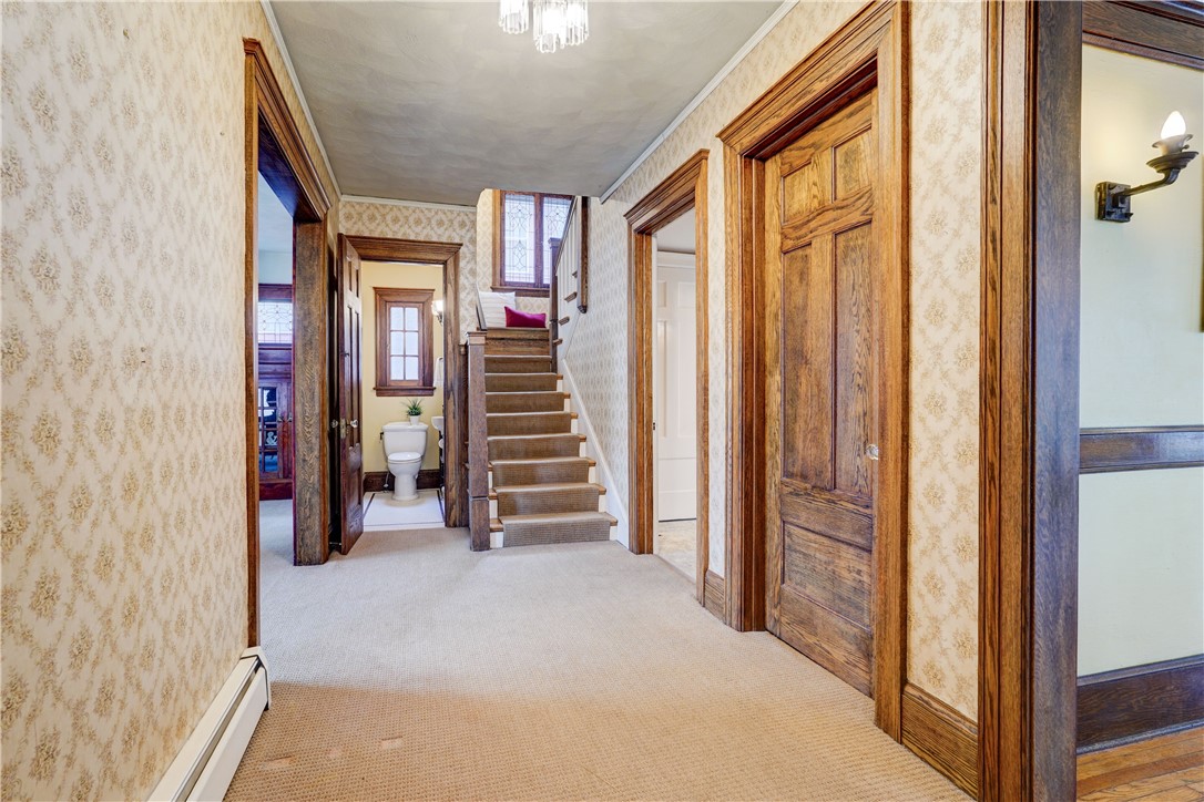 370 Barrington Street Rochester, NY 14607 - Photo 5 of 46