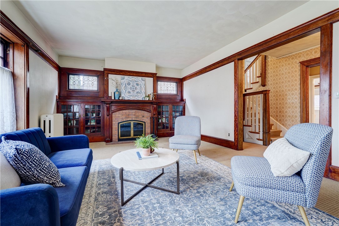 370 Barrington Street Rochester, NY 14607 - Photo 6 of 46