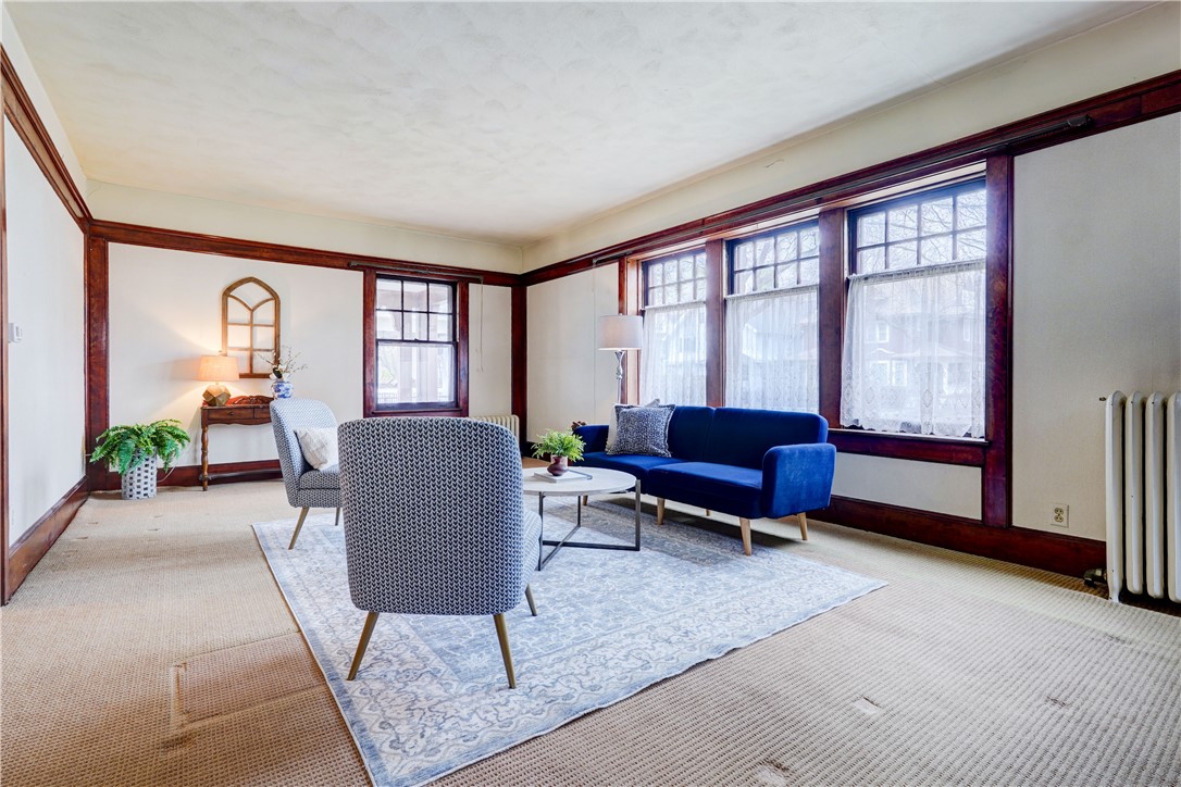 370 Barrington Street Rochester, NY 14607 - Photo 7 of 46