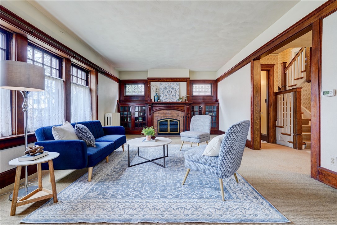 370 Barrington Street Rochester, NY 14607 - Photo 8 of 46