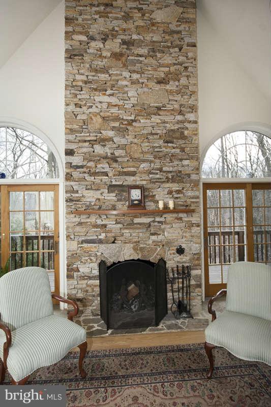 1315 Blue Mt Road Monkton, MD 21111 - Photo 4 of 30 Living Room