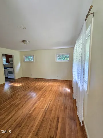 $1,650 | 912 Dixie Trail, Raleigh, NC 27607