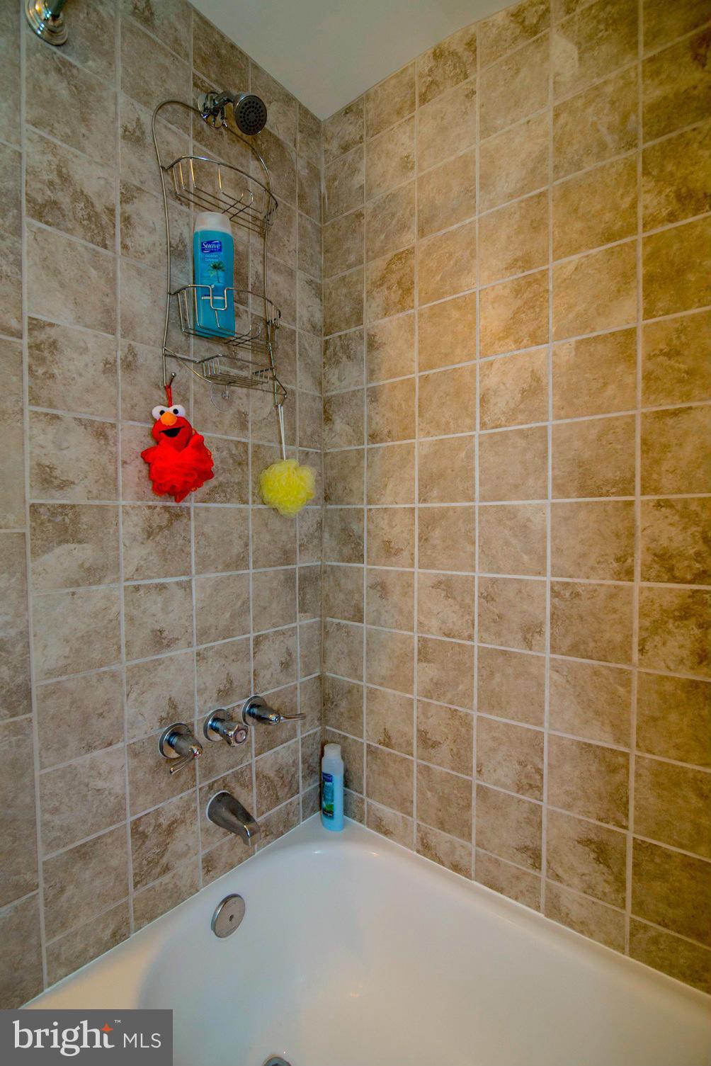 4914 Rollingtop Road Ellicott City, MD 21043 - Photo 21 of 30 Bath