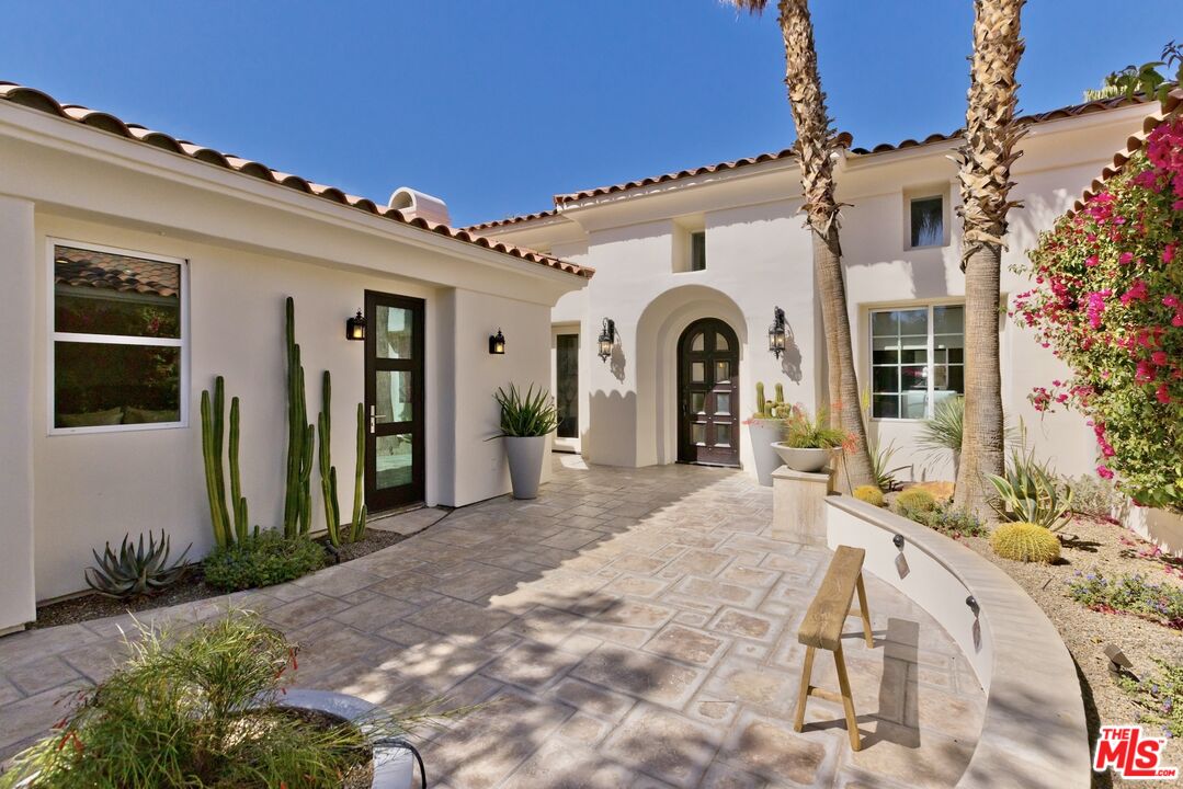 380 Loch Lomond Road Rancho Mirage, CA 92270 - Photo 24 of 39 a view of entrance front of house