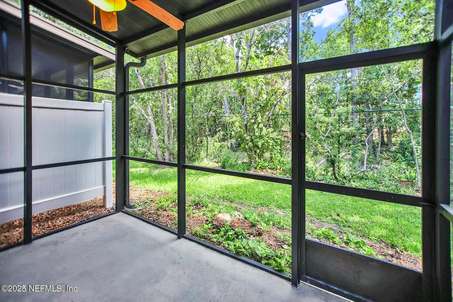 3563 Twisted Tree Lane Jacksonville, FL 32216 - Photo 13 of 23 3563 Twisted Tree Ln, Jacksonville 32216